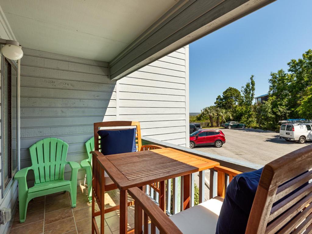 Beach Racquet A127 Apartment Tybee Island Bagian luar foto